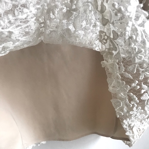 ALICE + OLIVIA Lace Skirt - Picture 5 of 7